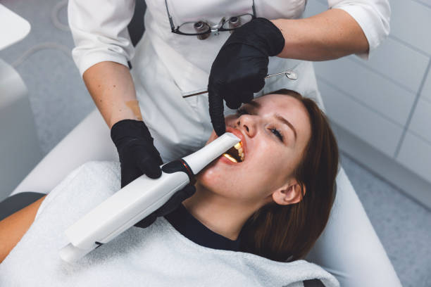 Best Emergency Dental Extractions in Des Peres, MO